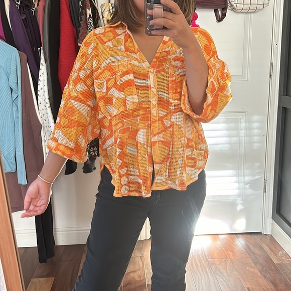 UO out from under Beach Boardwalk Buttondown Top. Size S - Picture 9 of 11